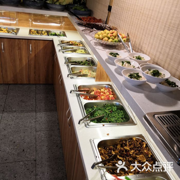 郑州素食餐厅怎么选?从寺院素斋到自助团餐的完整指南